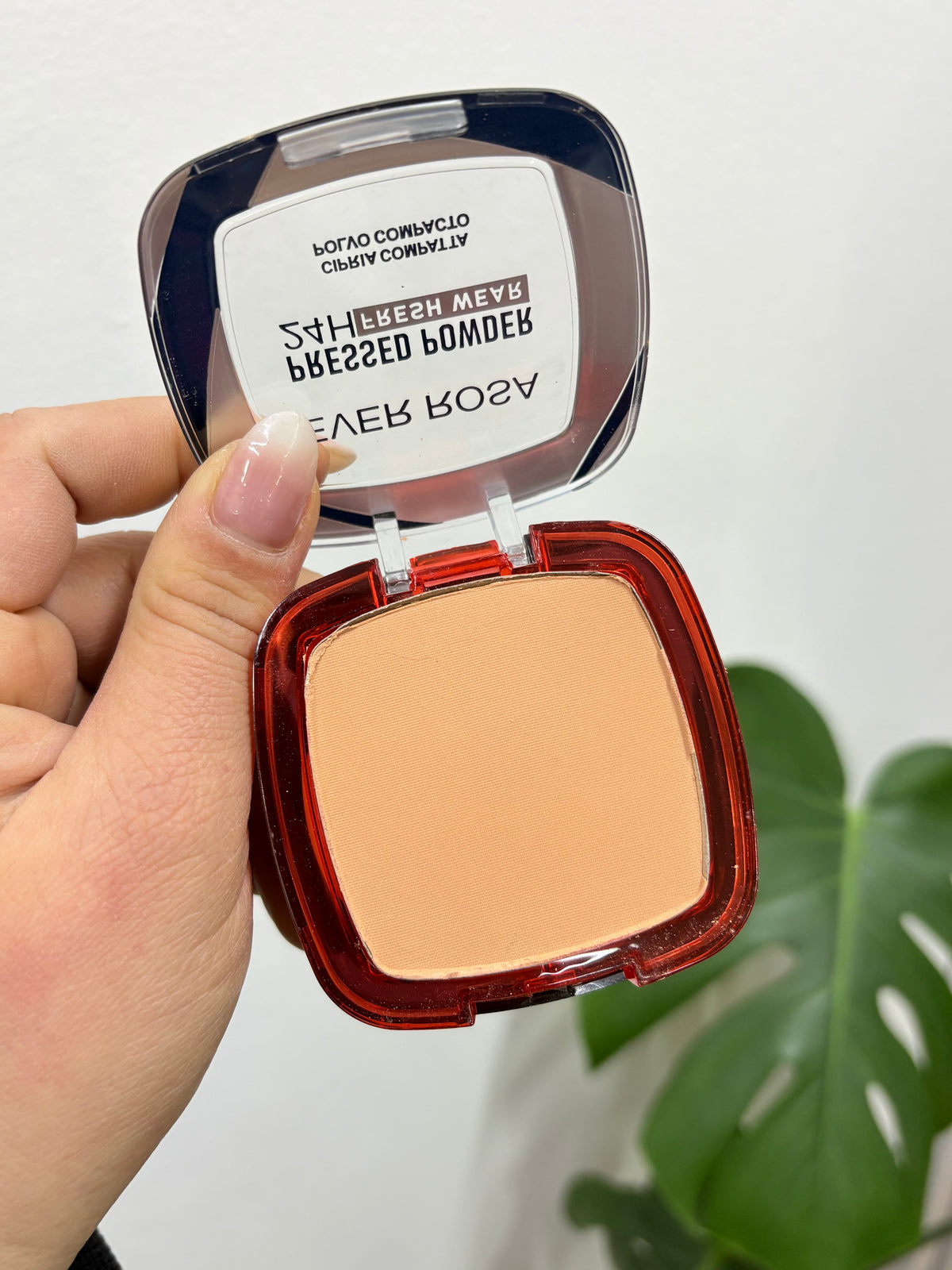 Polvo compacto con espejo + esponja