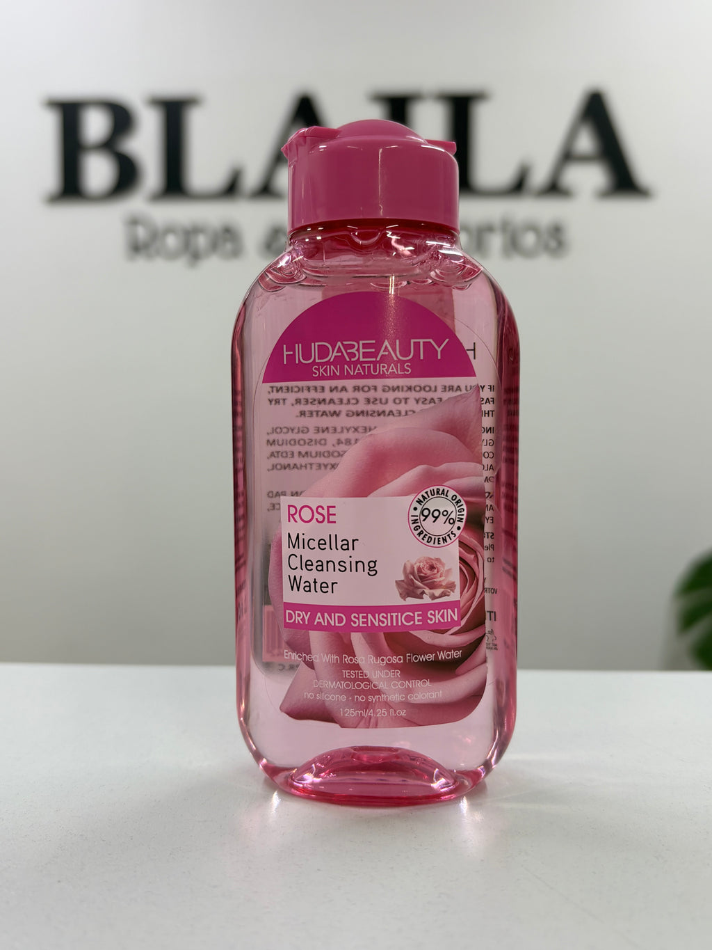 Agua Micelar de Rosas Huda Beauty 125 ml