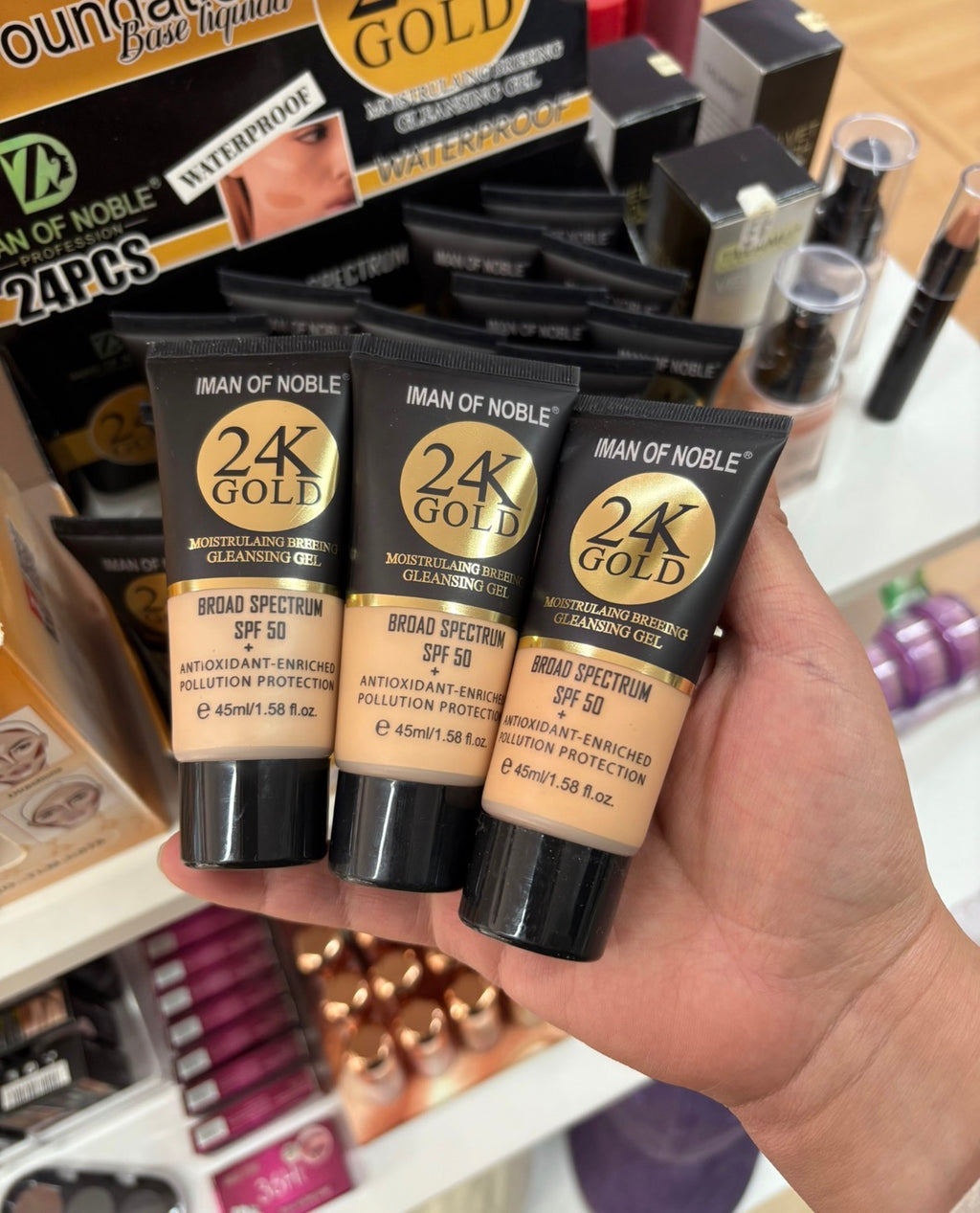 Base de Maquillaje Líquida Iman Of Noble 24K Gold Foundation