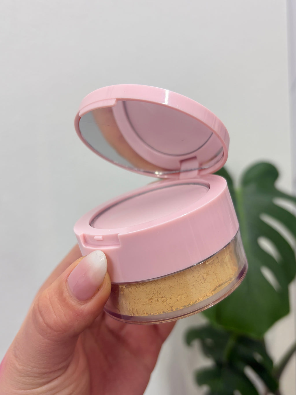 Dúo de Polvos Fijadores Billion Beauty Insta-Ready Face & Under Eye