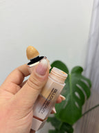 Contorno + corrector líquido