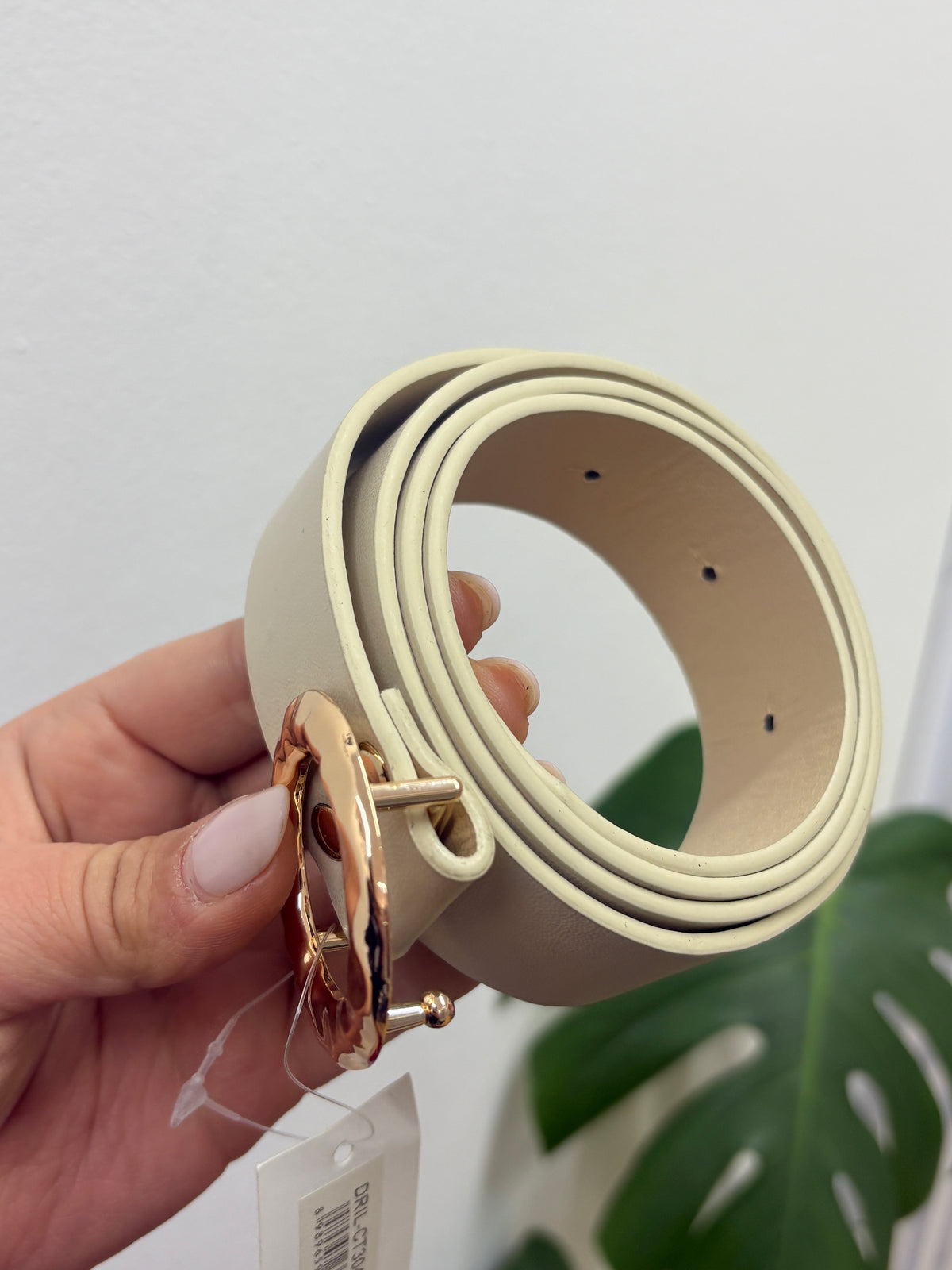 Cinto hebilla dorado - beige claro