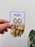 Caravanas hojas - beige
