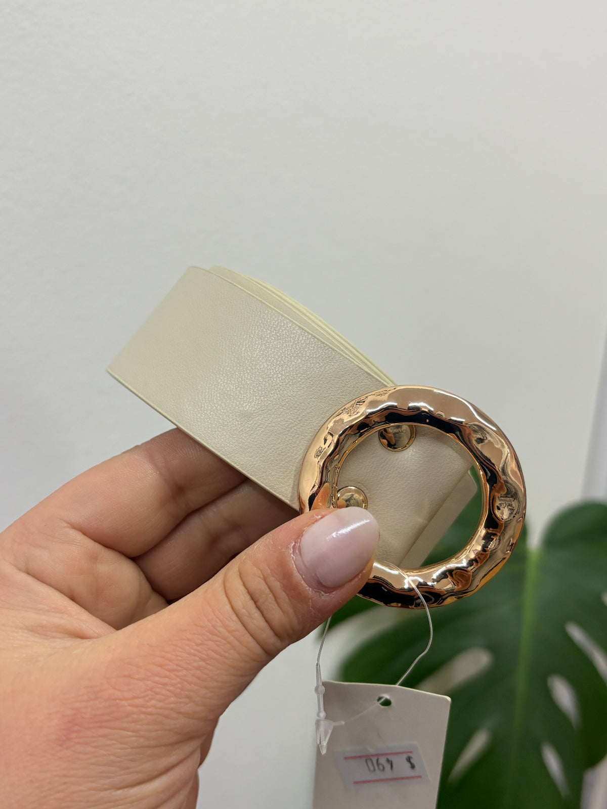 Cinto hebilla dorado - beige claro