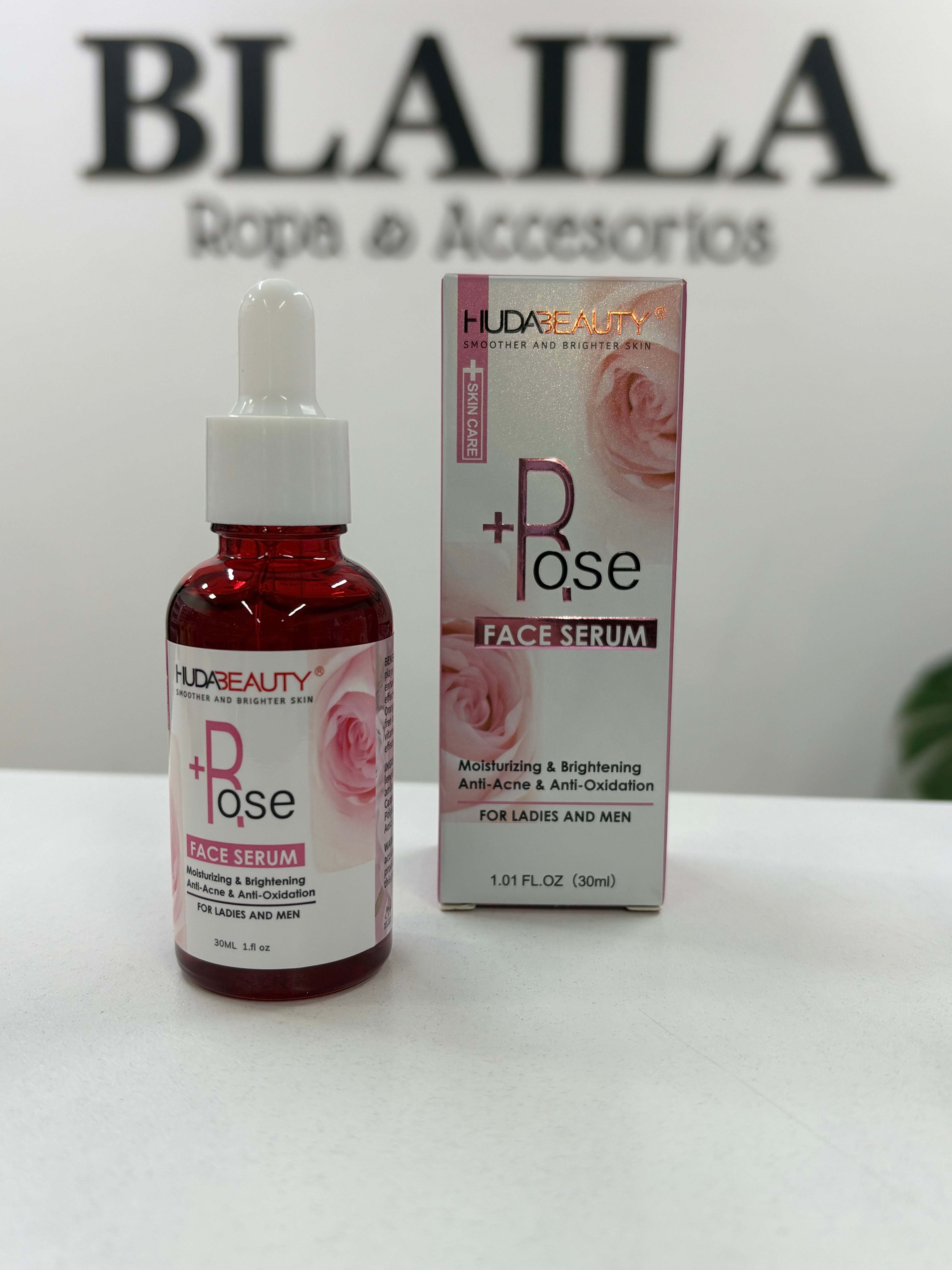 Sérum Facial de Rosas Huda Beauty