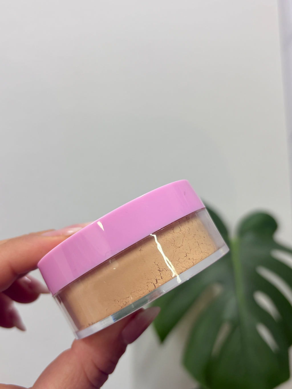 Polvo Volátil Fijador Billion Beauty Loose Setting Powder (Edición Rosa)