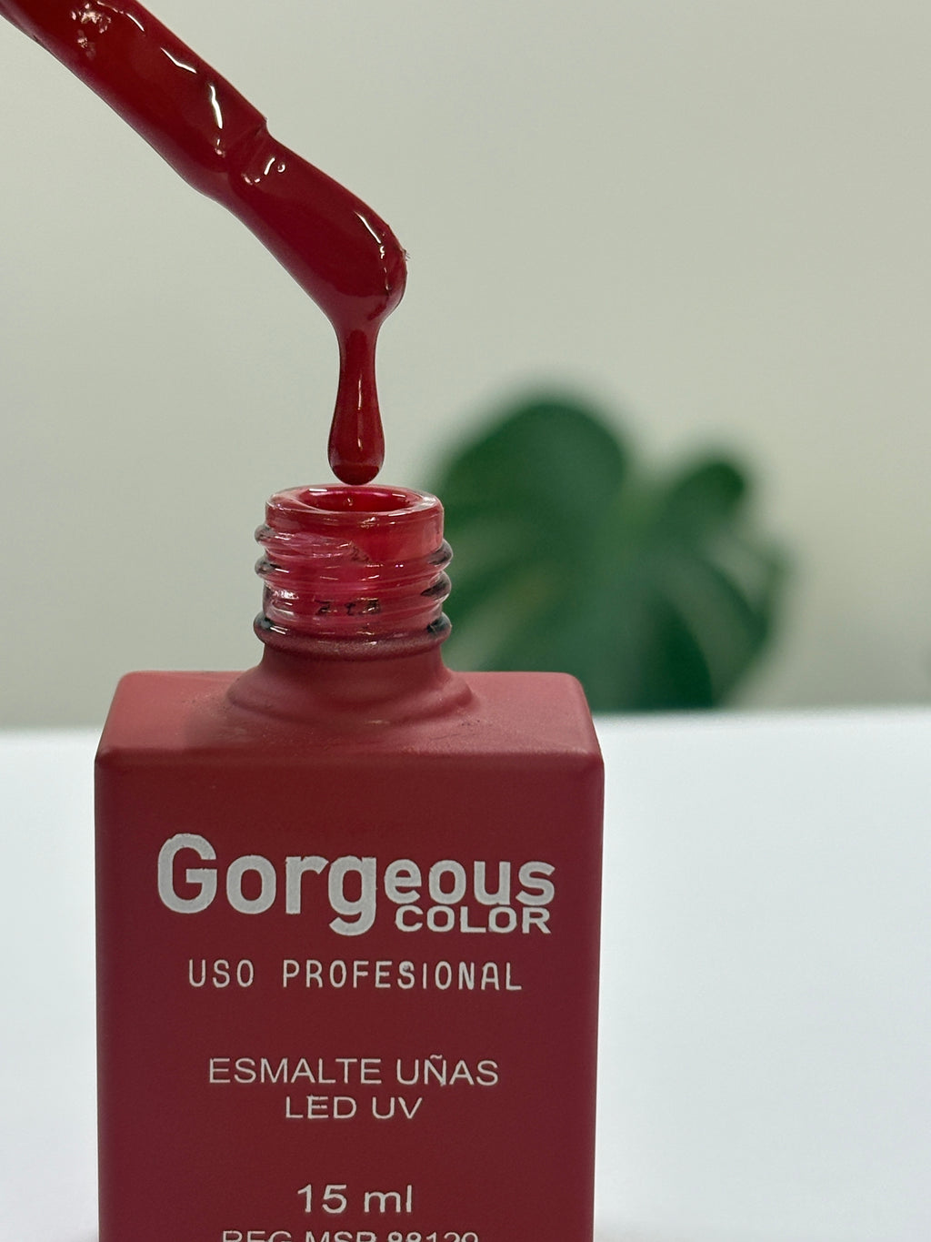 Gel color Gorgeous 052