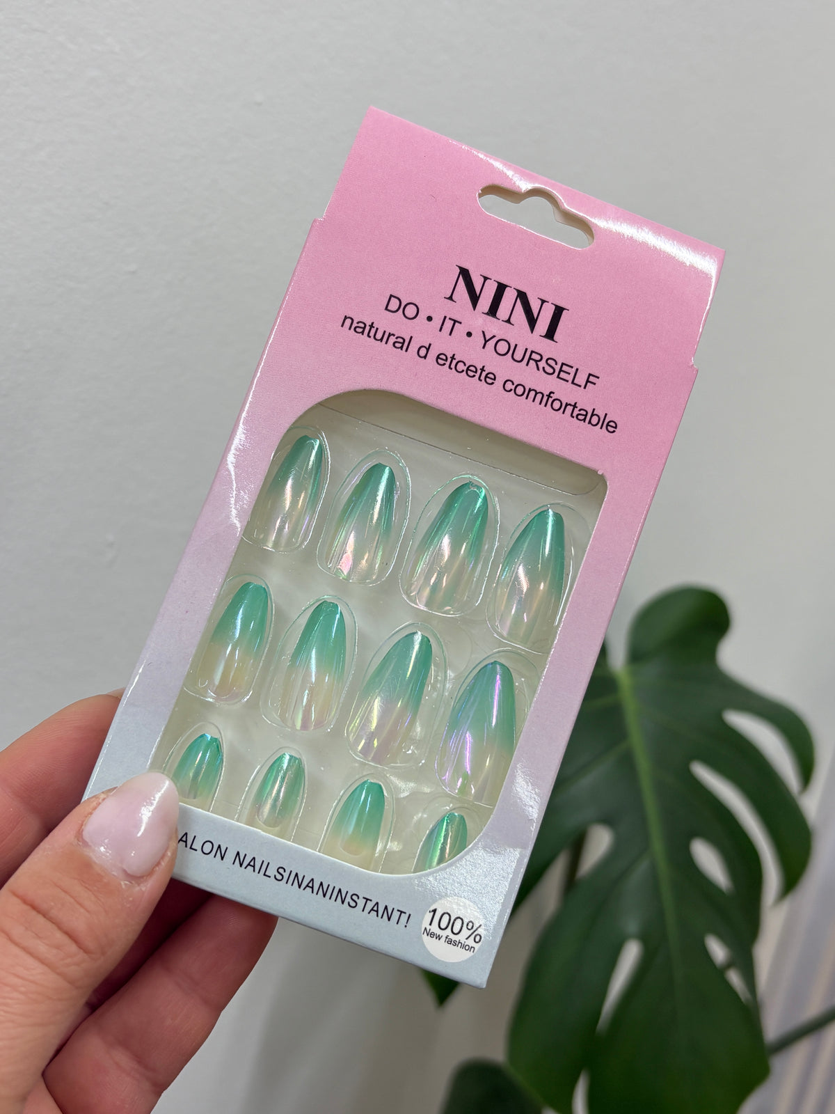 Uñas postizas