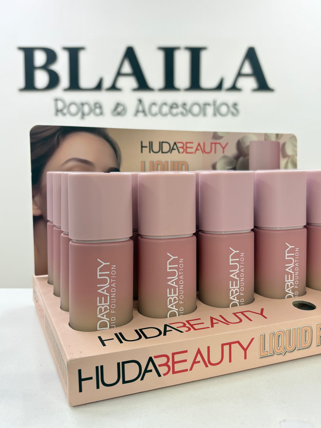 Base Líquida Huda Beauty